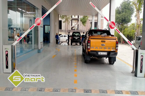 Dự án lắp đặt barrier tự động cho Hà Thành Ford